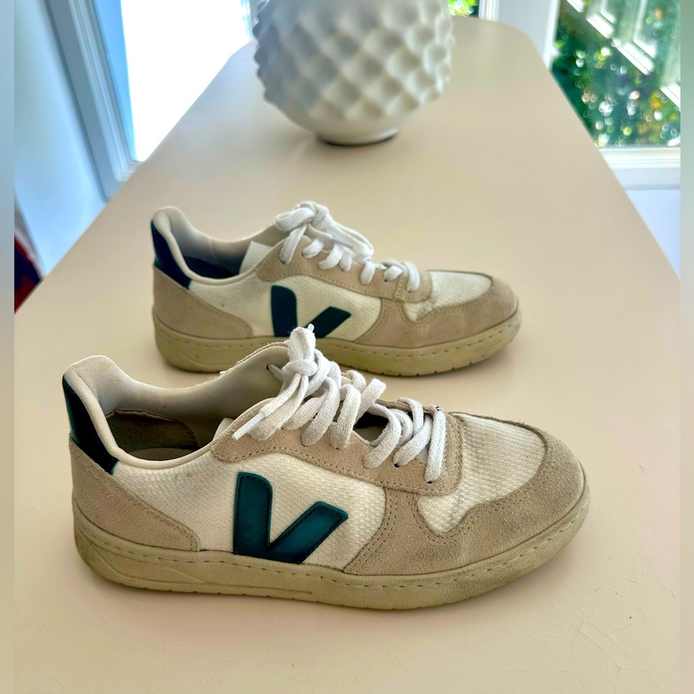 Veja Off-White and Gray Sneakers with Subtle Green Touch